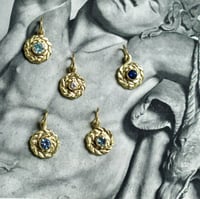 Image 4 of Gold Wreath Charm, Montana Blue Sapphire
