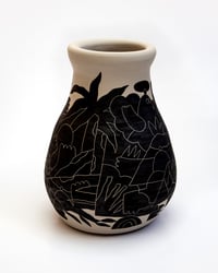 Image 2 of Vase "Très Loin" 04