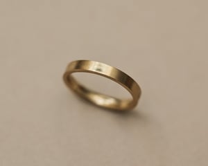 Image of 18ct yellow gold 3mm matte finish flat court ring