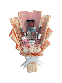 Image 1 of Dior Bouquet 
