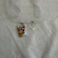 Image 3 of Sweets and chair for One 