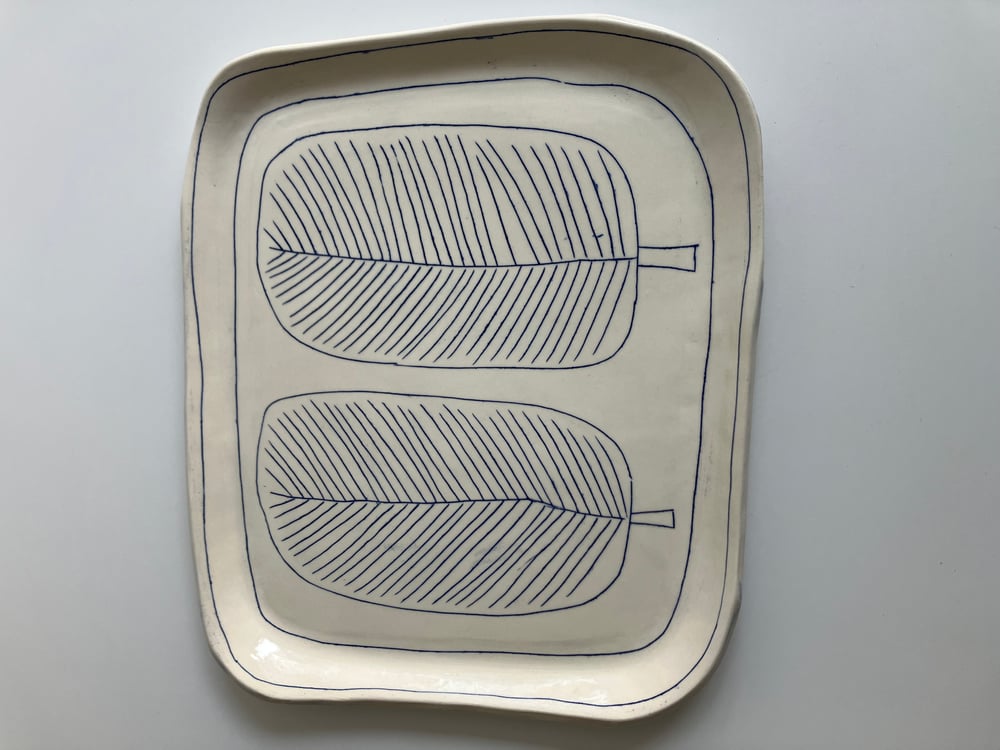 Image of two leaves platter