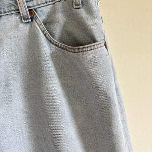 Image of Levi's 560 Loose Fit Made in USA Short (Light Wash 34)