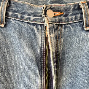 Image of Levi's 505 Made in USA (Medium Wash 35x31)