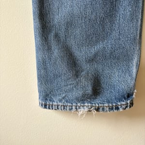 Image of Levi's 505 Made in USA (Medium Wash 35x31)
