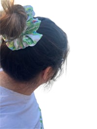 Image 3 of Sana Sana SCRUNCHIE 