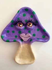 Image 2 of Mystery Mushroom Face
