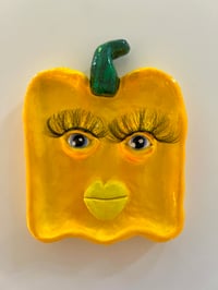 REG. Sized Yellow Bell Pepper Face