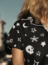 Image 3 of CAMISA NEGRA BANDANA 