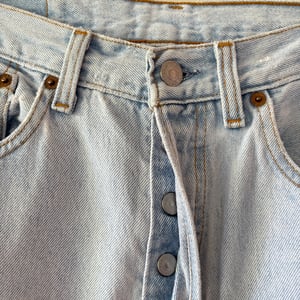 Image of Levi's 501 Made in USA (Light Wash 30x31)