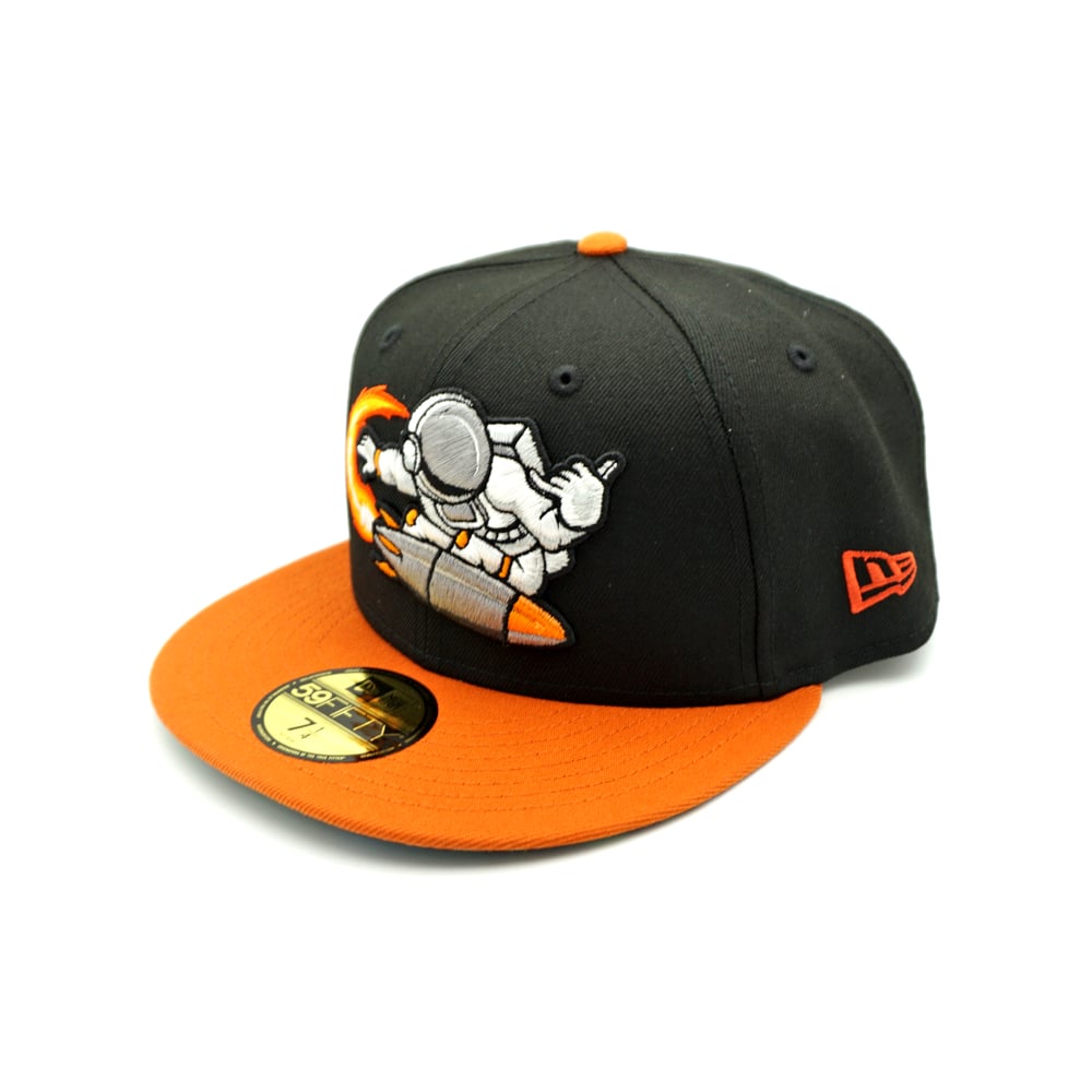 Moon Surfer V1 59FIFTY