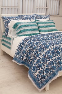 Image 4 of Topaz Border Pillowcase