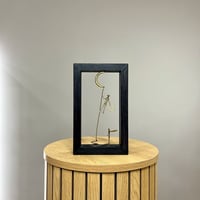 Man Bringing A Star To His Loved One 25x15cm
