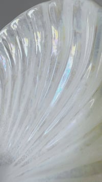 Image 5 of Vintage Opalescent Seashell Dish