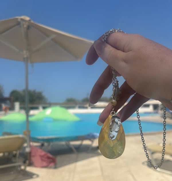 Image of Summer shimmer necklace 