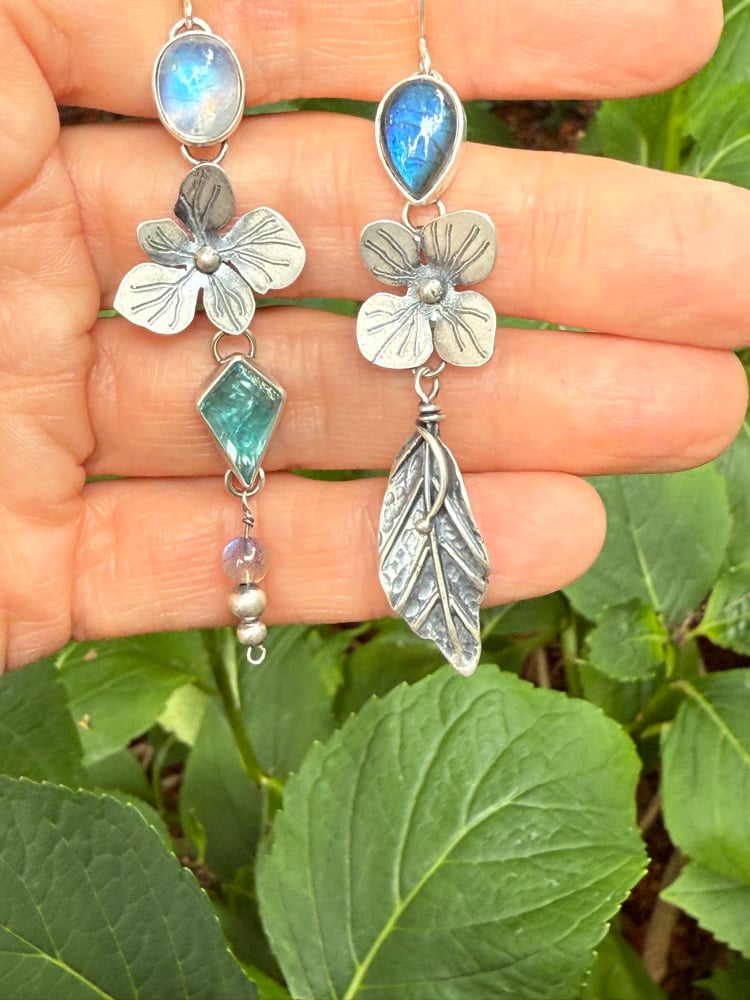 Image of Hydrangea Mismatch Dangle Earrings