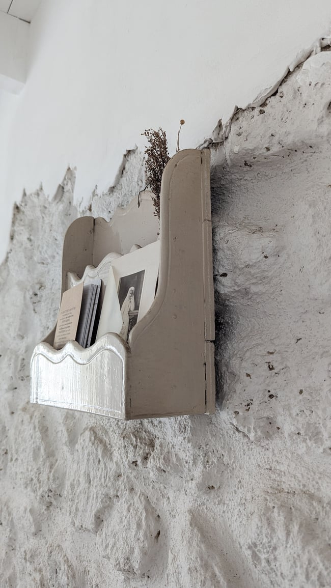 Range courrier crème 