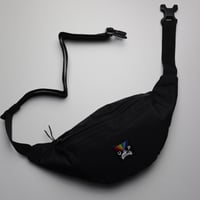 Image 2 of Underpressure Hipbag „Rainbow Patch“