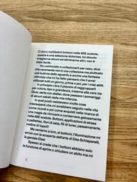 Image 2 of BOTTONI  di Gabriella Giandelli - marinonibooks