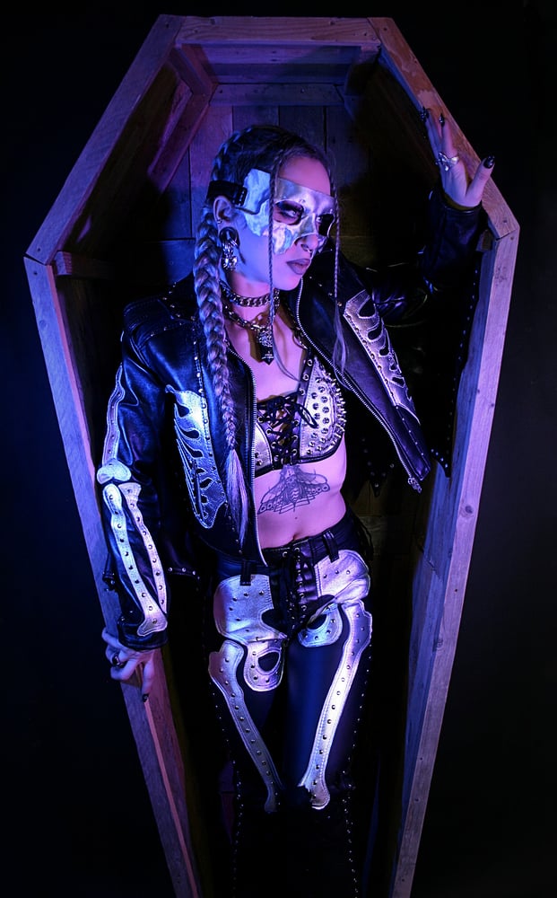 Image of GHOST JACKET SMALL-MEDIUM