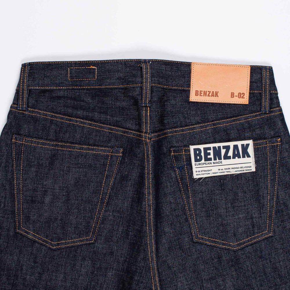 #198 B-02 REGULAR STRAIGHT 18 oz. dark indigo selvedge (size 31)