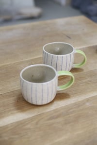 Image 2 of Biiig mugs.
