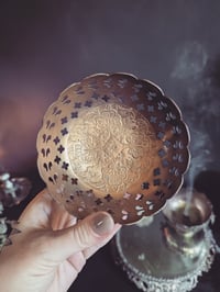Image 1 of Pretty brass dish 