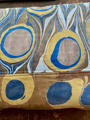 Image of hand marbled cushion - no. 20