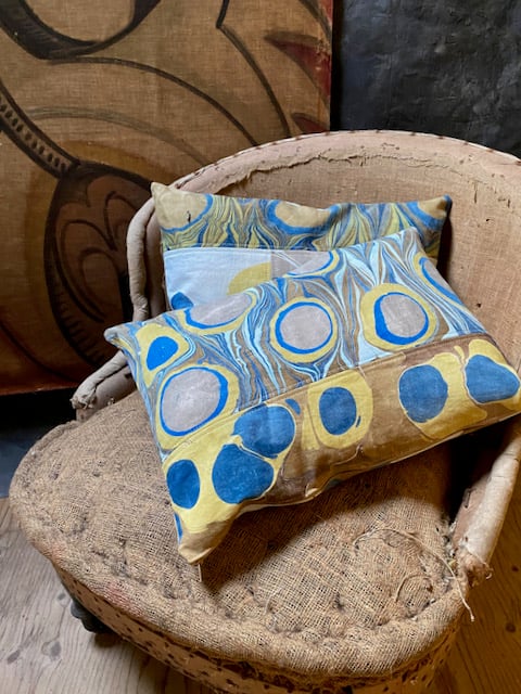 Image of hand marbled cushion - no. 20