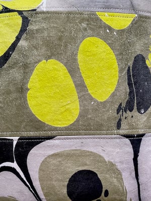 Image of hand marbled cushion - no. 24