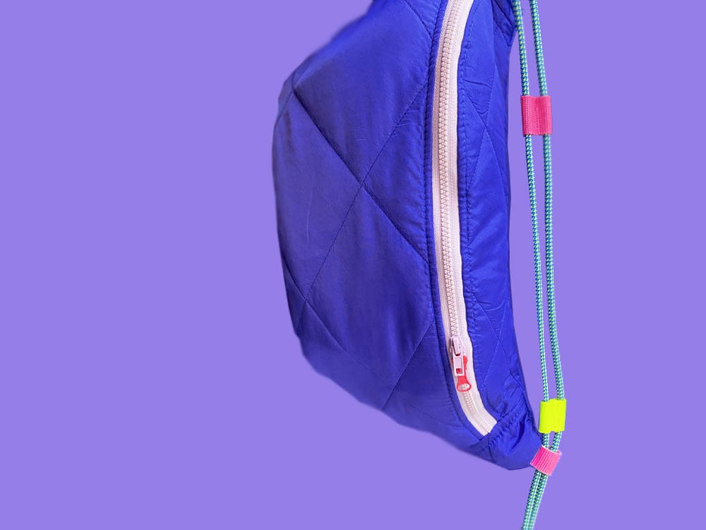 Image of TASCHE Big Puffy Blue
