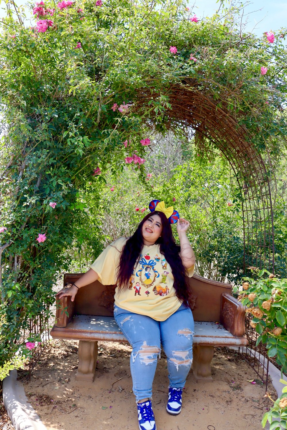 Image of Snow White Mirror Coquette BowTee