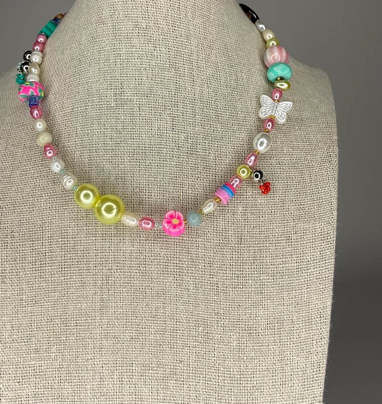 Pastel choker