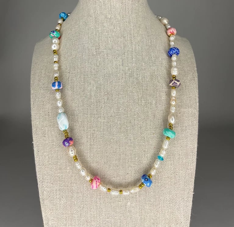 Pearls & Flowers Necklace