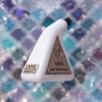 Photograph: TAYA LAIT DENTIFRICE print pre-order