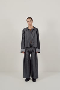 Image 4 of Cropped Denim jacket raw edges