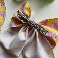 Image 2 of Summer Citrus Bow