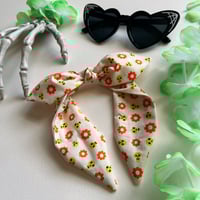 Dirty Daisy Skulls Headband