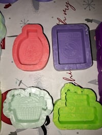 Image 7 of Moulds Destash