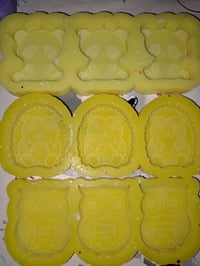 Image 11 of Moulds Destash