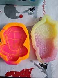 Image 17 of Moulds Destash