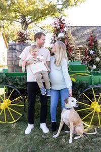 Image 9 of 2025 Holiday Mini‑Sessions in Downtown Grapevine - (non refundable retainer)