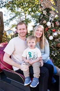 Image 16 of 2025 Holiday Mini‑Sessions in Downtown Grapevine - (non refundable retainer)