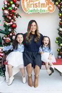 Image 4 of 2025 Holiday Mini‑Sessions in Downtown Grapevine - (non refundable retainer)