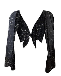 Neamhaí Tie Front Top