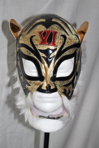 Image 2 of TIGER MASK VI PRO GRADE 