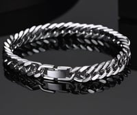 Image 2 of Cuban Link Bracelet | Unisex