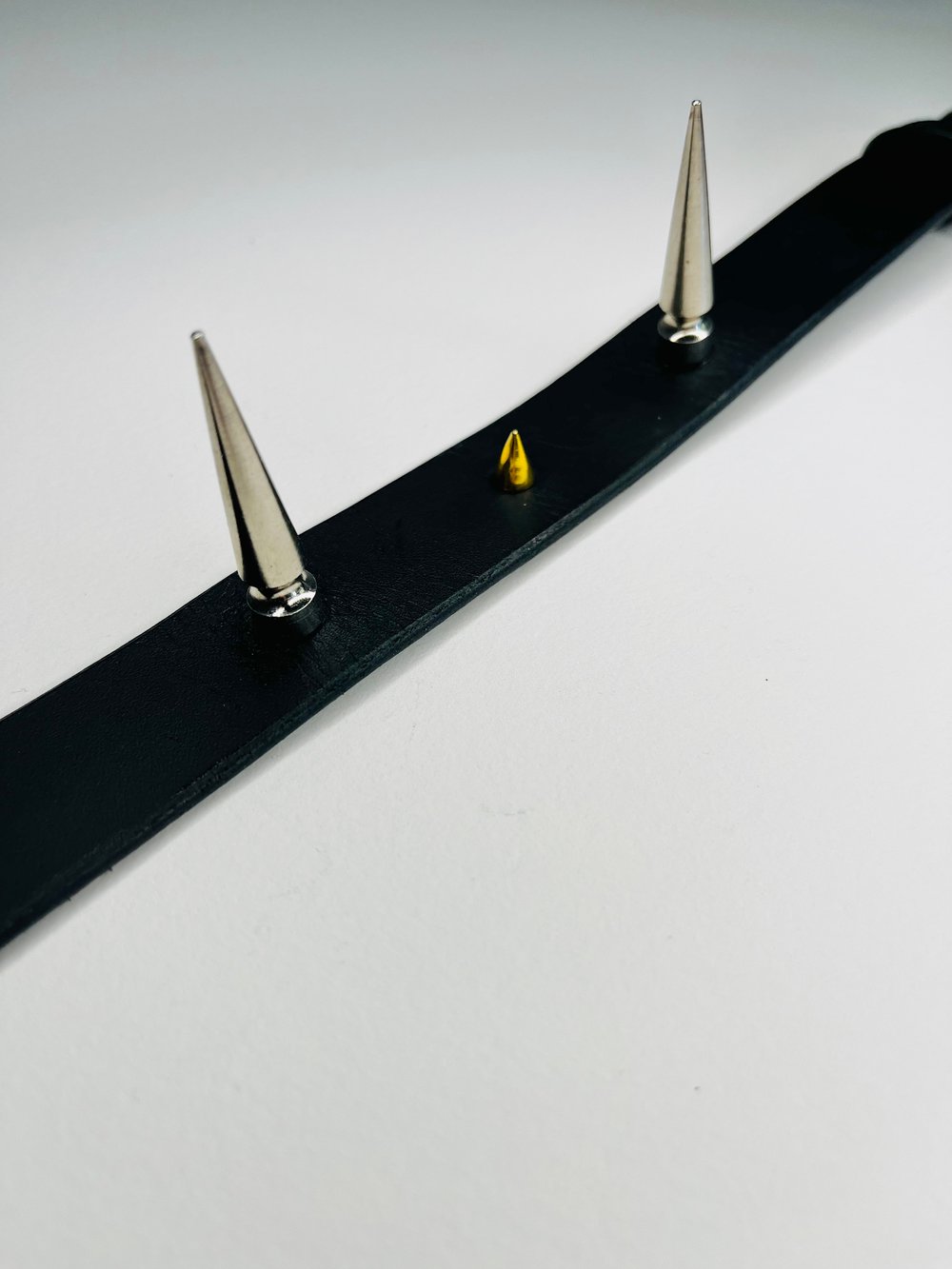 Leather choker