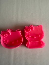 Image 2 of Cookie and sandwich Cutter set 