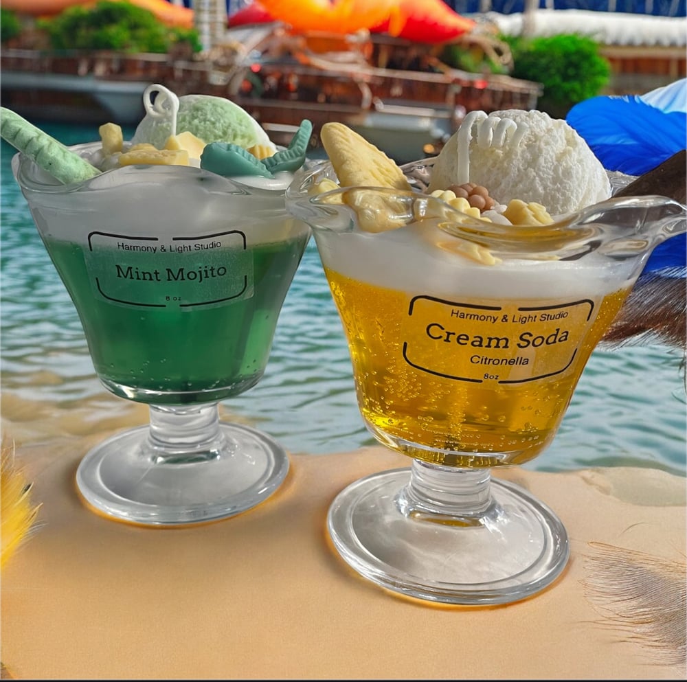 Image of Tropical Delight Candle - 8oz| Sweet Ice Cream Aroma| Unique Best Friend Gift | Ice Cream candle